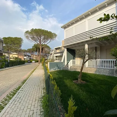 Dolce Lalzi Bay - House Villa *