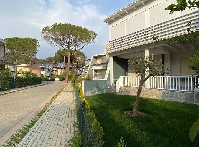 Dolce Lalzi Bay - House Villa *